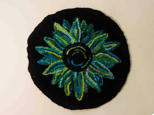 Funky Flower rug hooking kit